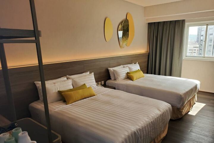 Room 26 of 47
