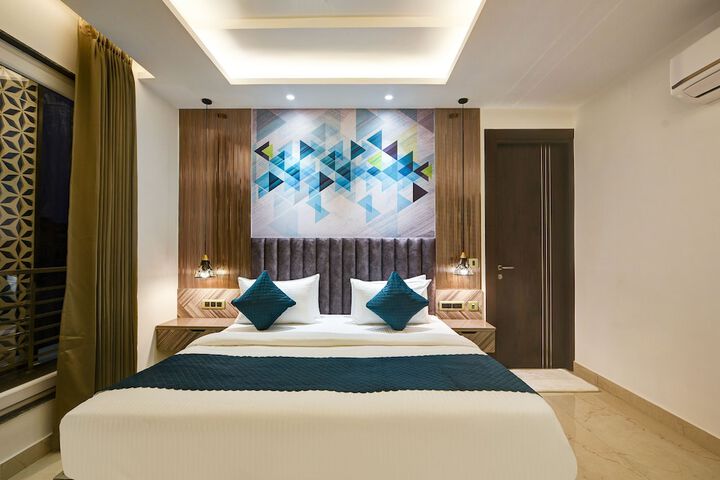 Room 14 of 52