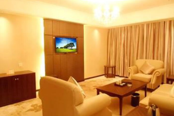 Room 35 of 112