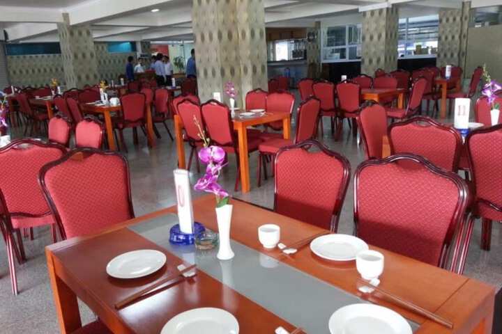 Dining Photos