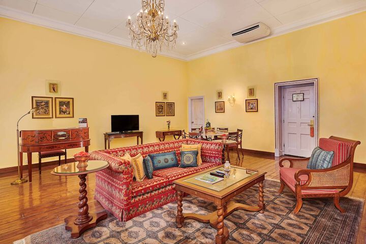 Room 37 of 140