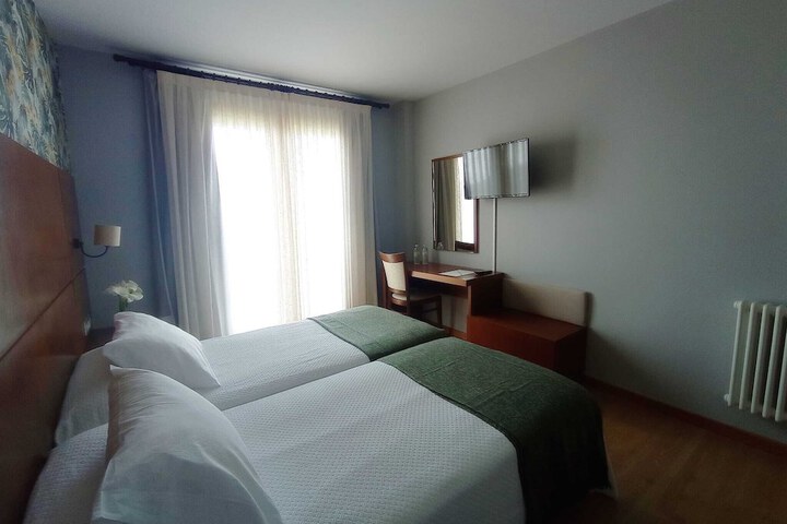 Room 10 of 45