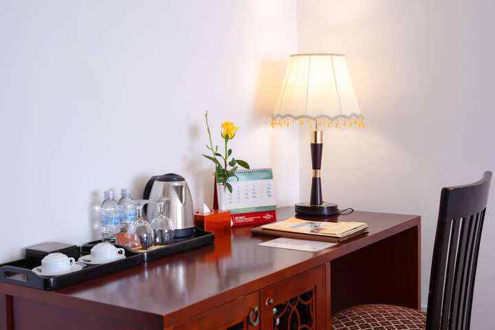 Room 40 of 194