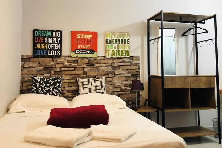 Room 14 of 29