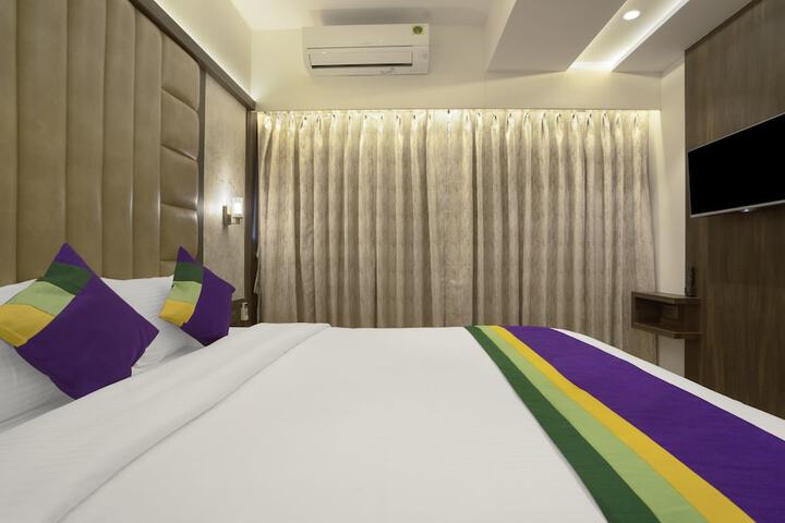 Room 19 of 39