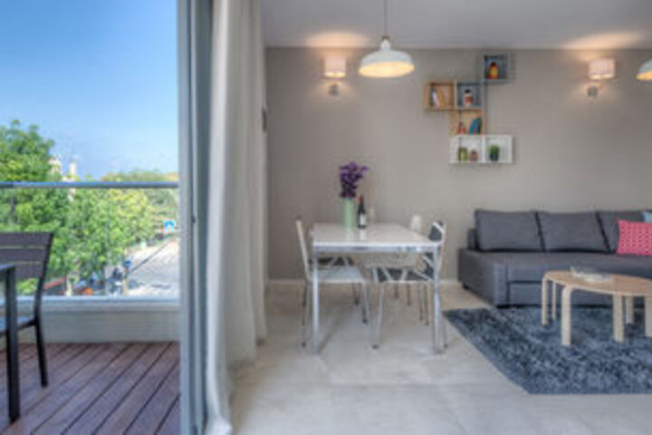Terrace/Patio 2 of 47