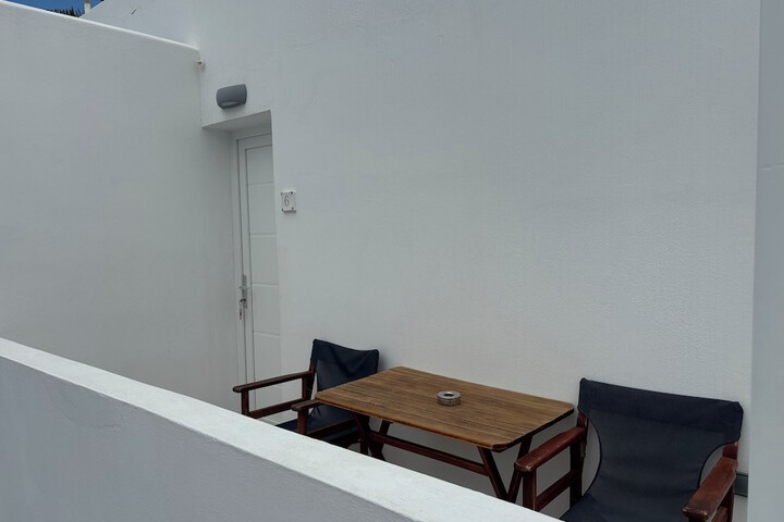 Room 41 of 165
