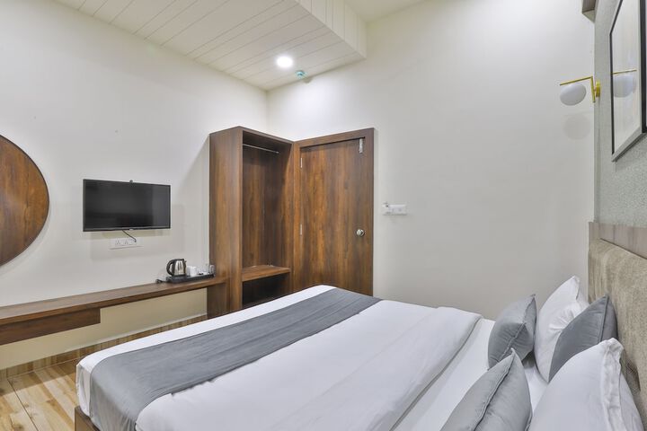 Room 14 of 59