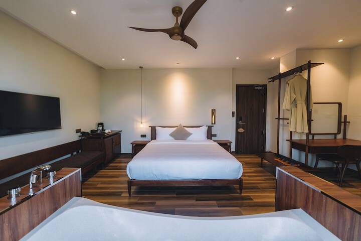 Room 57 of 210