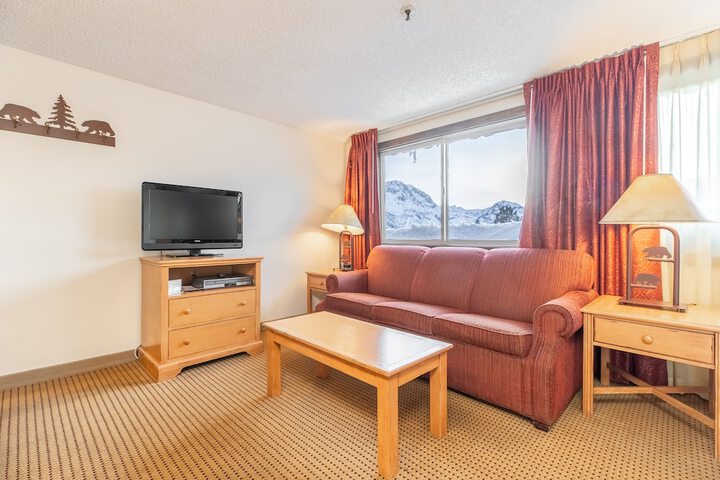 Room 22 of 48
