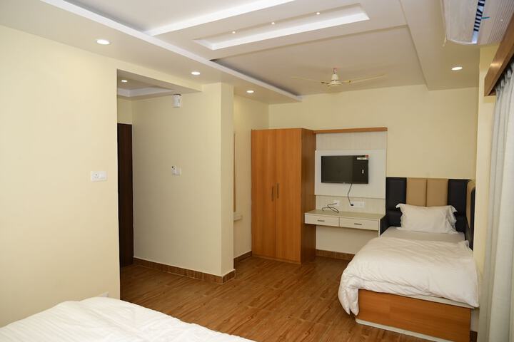 Room 18 of 38
