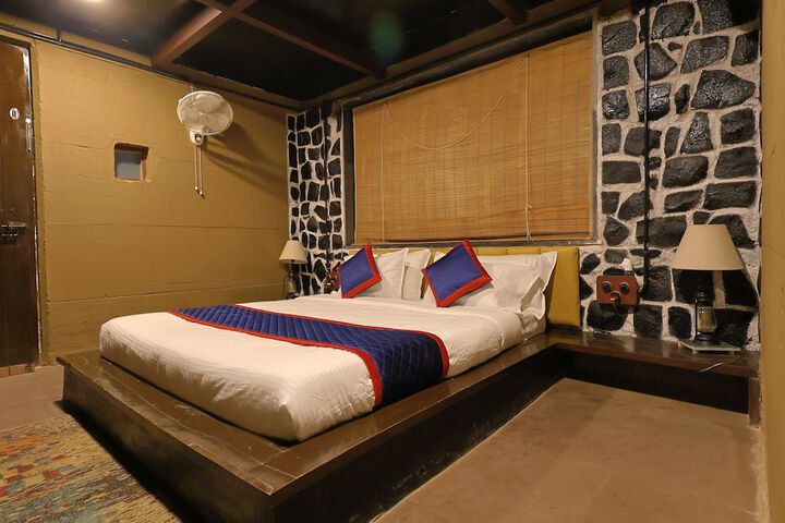 Room 25 of 66
