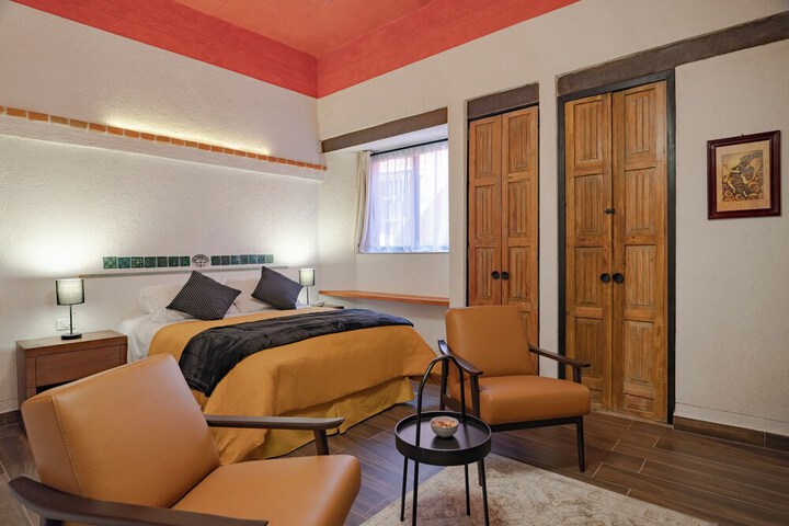 Room 3 of 31