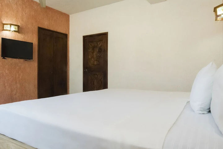 Room 3 of 14