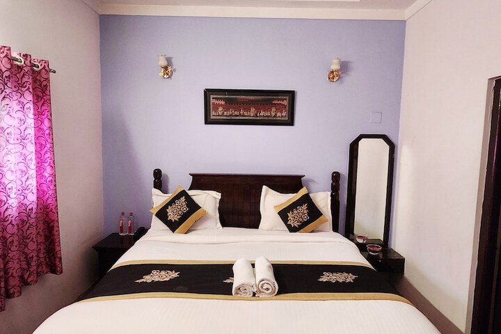 Room 11 of 23