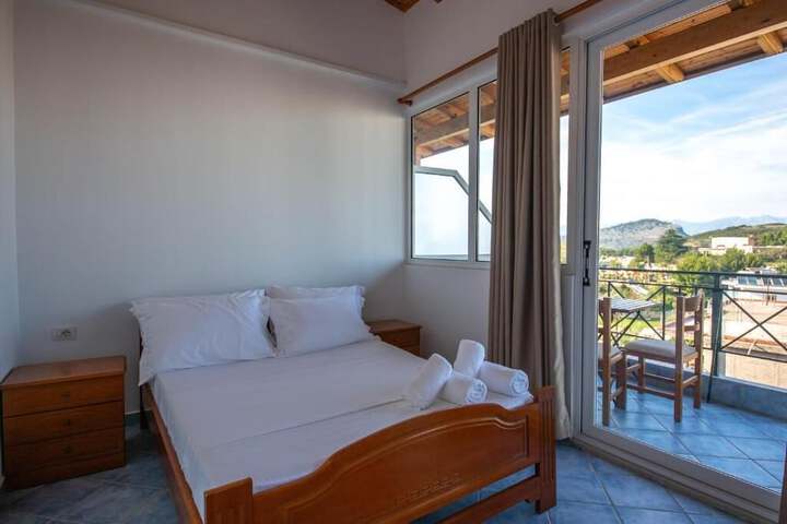 Room 40 of 74
