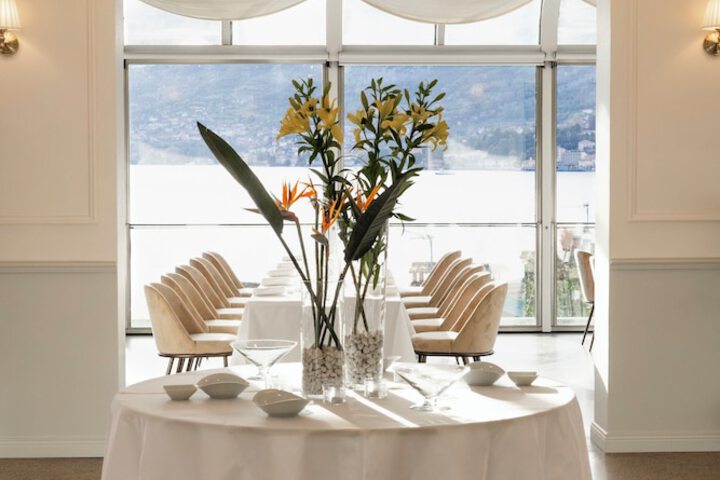 Dining 56 of 72