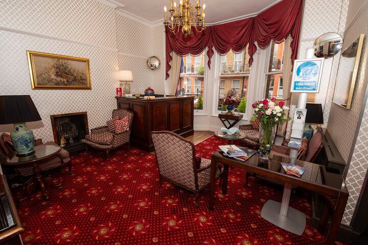 Hotel Interior 7 of 128