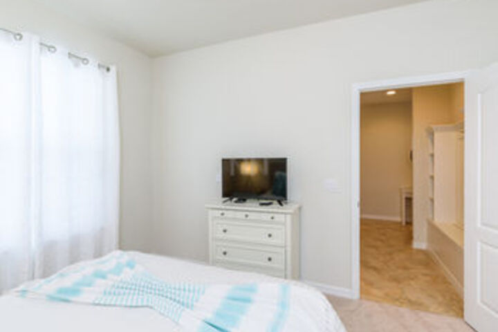 Room 145 of 687