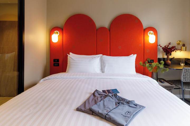Room 72 of 161