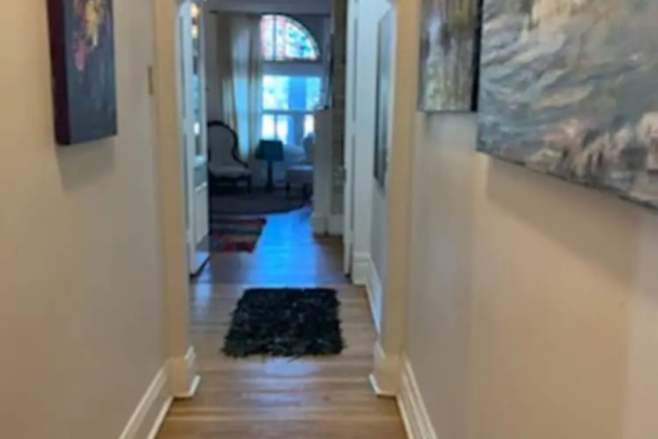 Room 8 of 13