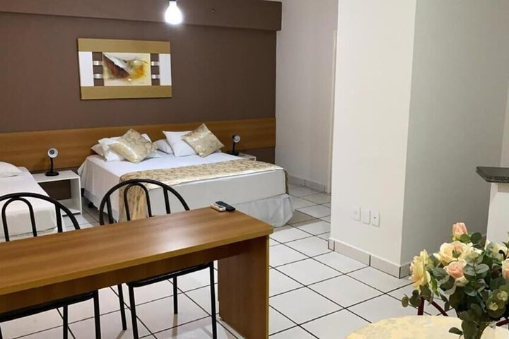 Room 8 of 28