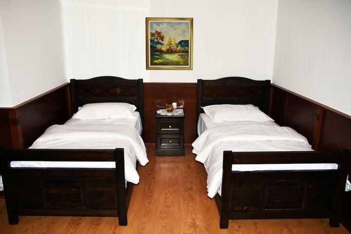 Room 72 of 139