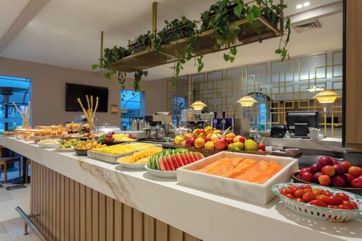 Breakfast buffet