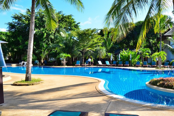 Pool 56 of 87