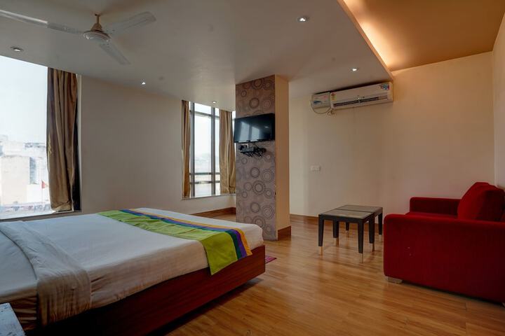 Room 21 of 30