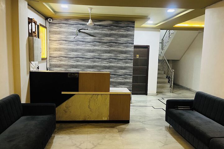 Hotel Interior 4 of 25