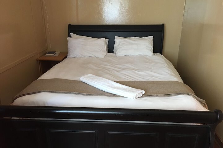 Room 6 of 29