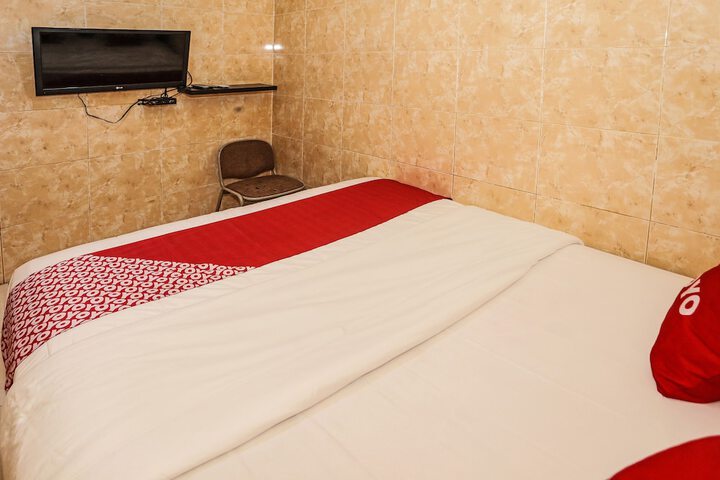 Room 10 of 23