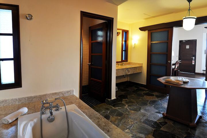 Room 4 of 47