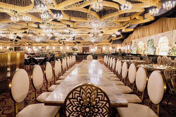 Ballroom/Hall 61 of 93