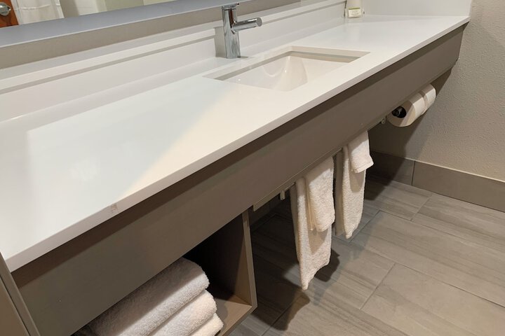 Clean Restrooms