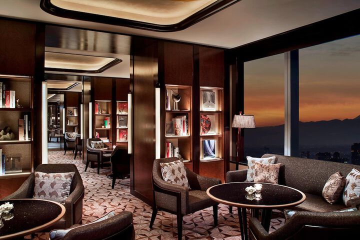 Lounge 57 of 75