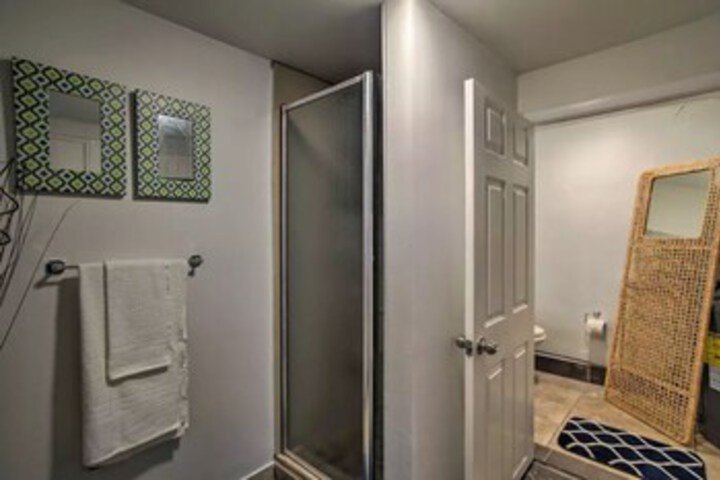 Room 27 of 27