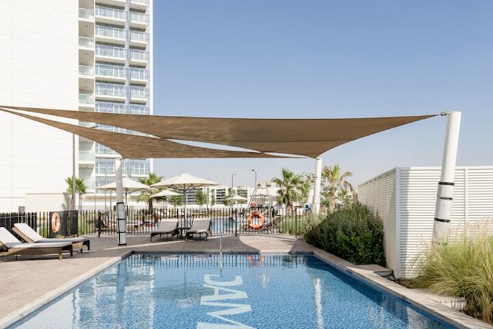 Pool 50 of 199