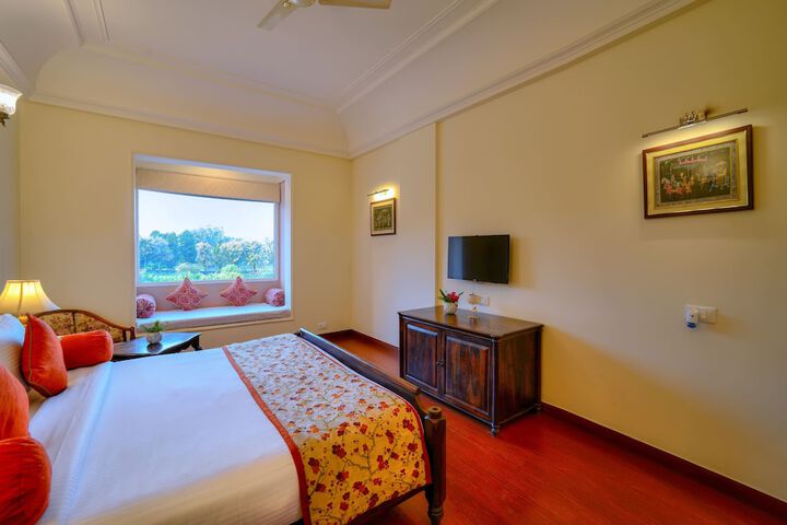 Room 28 of 88