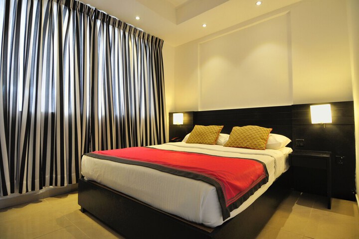 Room 11 of 40