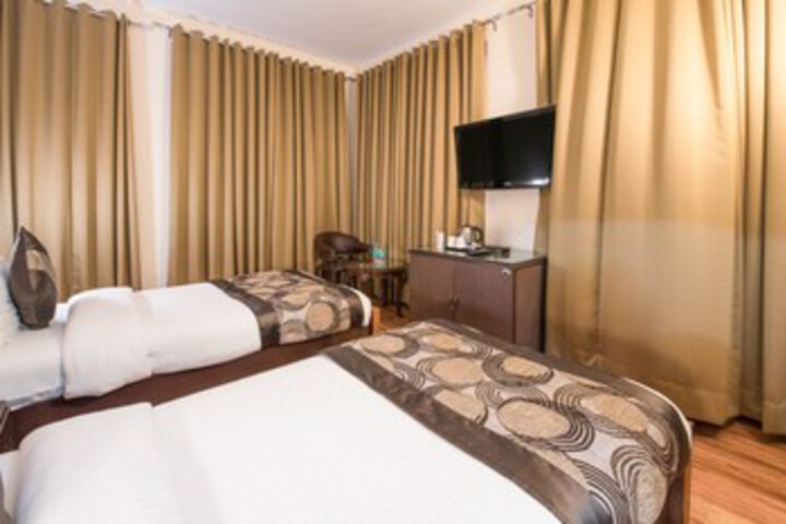 Room 14 of 31