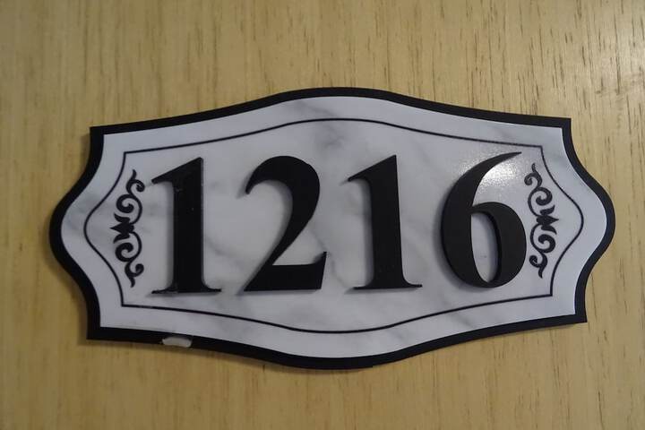 Room 36 of 442