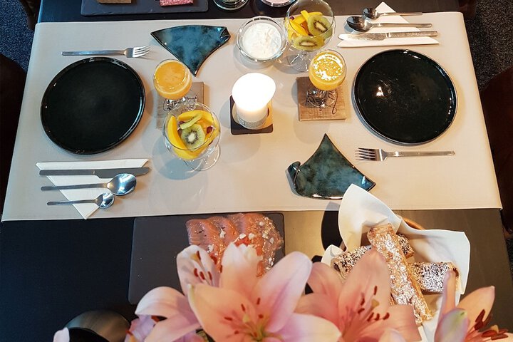 Dining 54 of 64