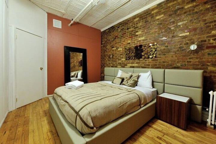 Room 22 of 324