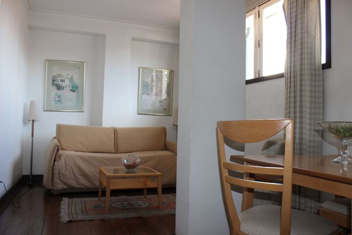 Room 4 of 45