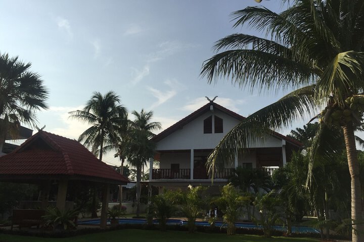 Image of Lyndale Lodge