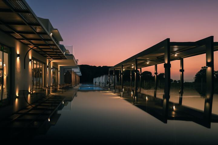 Pool 43 of 50