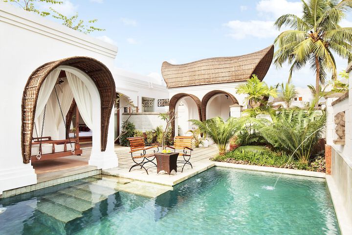 Pools & Facilities