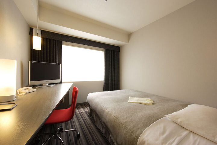 Room 26 of 134